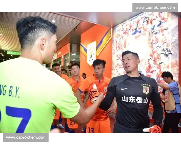 王大雷 “金徽章” 手抛球：从禁区到禁区的世界级闪电战