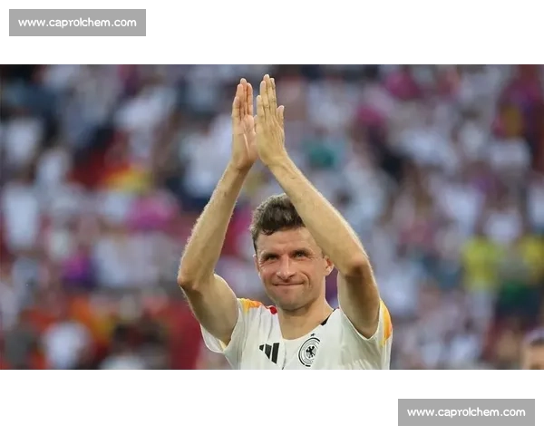 德天空预测拜仁首发：穆勒领衔，新星阿兹努或迎世俱杯首秀