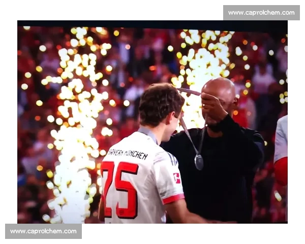 德天空预测拜仁首发：穆勒领衔，新星阿兹努或迎世俱杯首秀